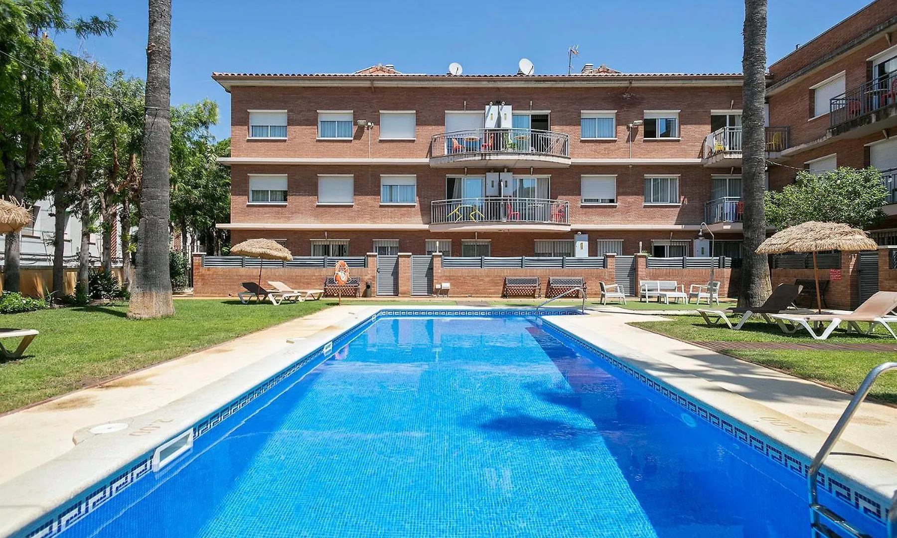 Apartamentos Velor Apartment
