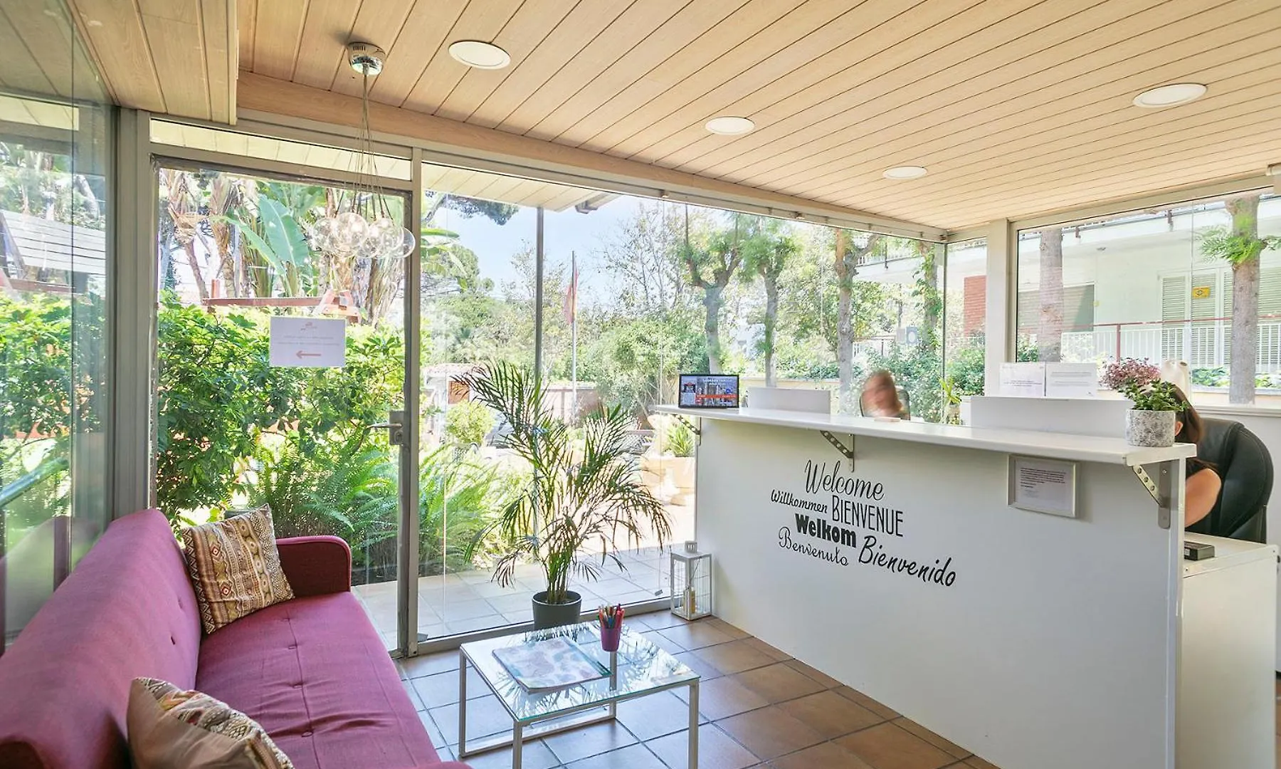 Apartamentos Velor Castelldefels